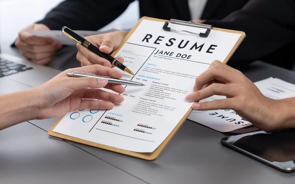 How to Write an Experience Section for Your Resume: Tips & Examples