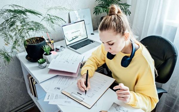 How to Make a Resume With No Experience: Guide & Examples