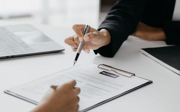 150 Power Action Verbs for a Stronger Resume