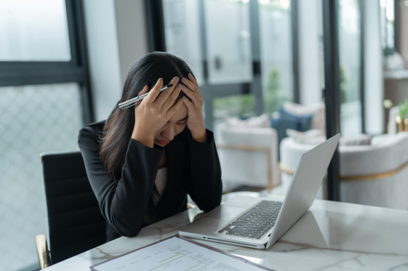 The New Resume Taboo: Why 1 in 3 Workers Would Hide a Layoff