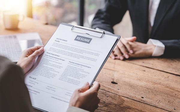 15 Resume Tips to Help You Land a Job in 2026