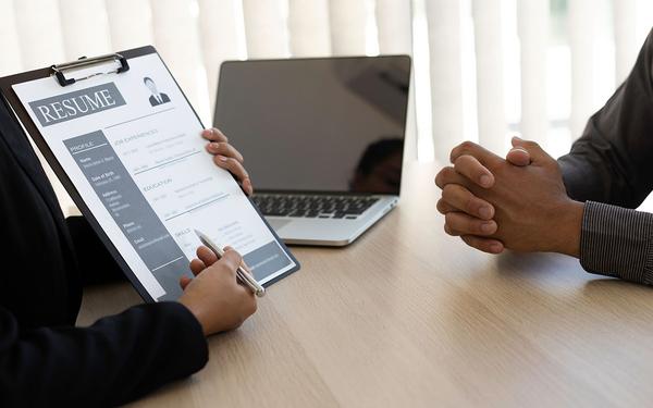 How to List Degrees on Resumes: Tips & Examples for Every Career Stage