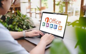 How to List Microsoft Office Skills on Resumes: Examples & Tips
