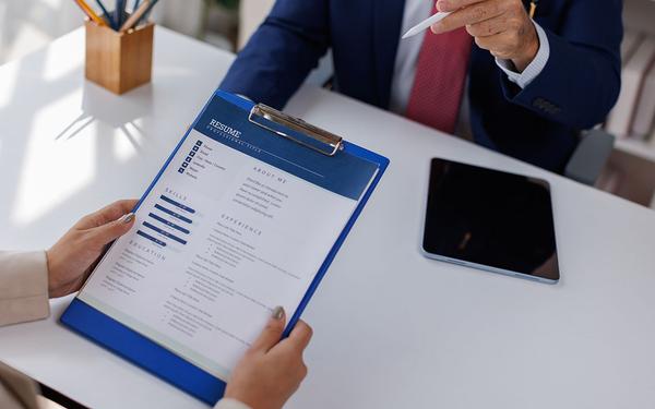 Technical Skills for Resumes: 150+ Examples by Industry