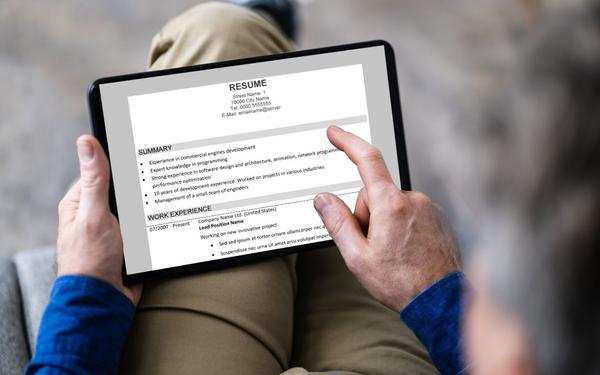 How to Write a Resume for Internal Positions: Tips, Template, & Examples