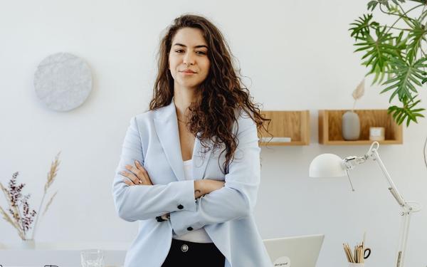 Confidence vs. arrogance: Is it possible to be too self-assured at work?
