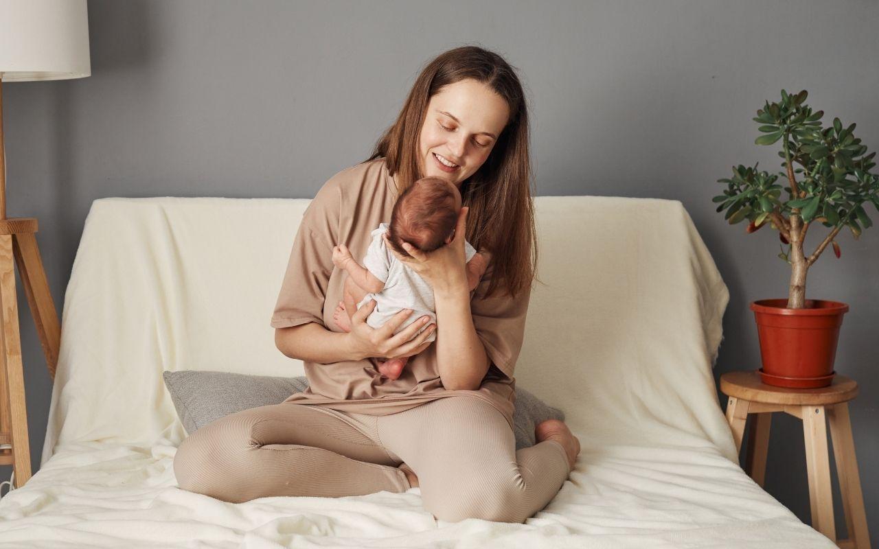 How Does Maternity Leave Work? We Have the Details on Pay and More