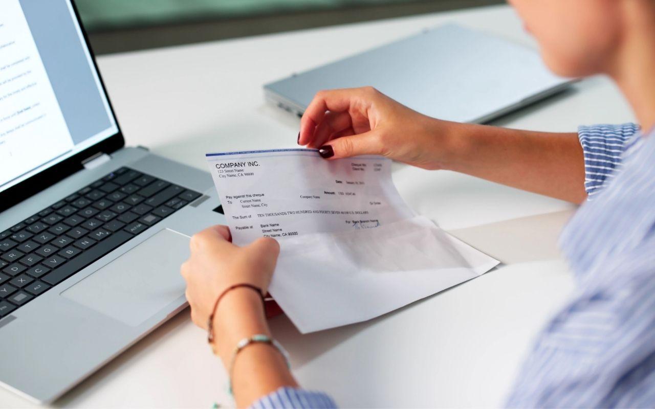 Keeping Salary A Secret From Coworkers