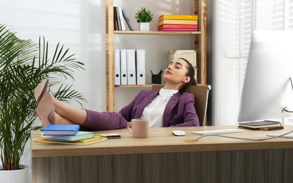 10 Unprofessional Behaviors to Avoid