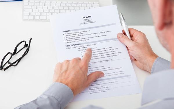 Declutter your resume in five steps
