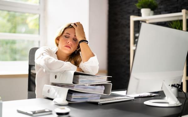 Are You a People Pleaser? (And If So, Why Is That an Issue?)