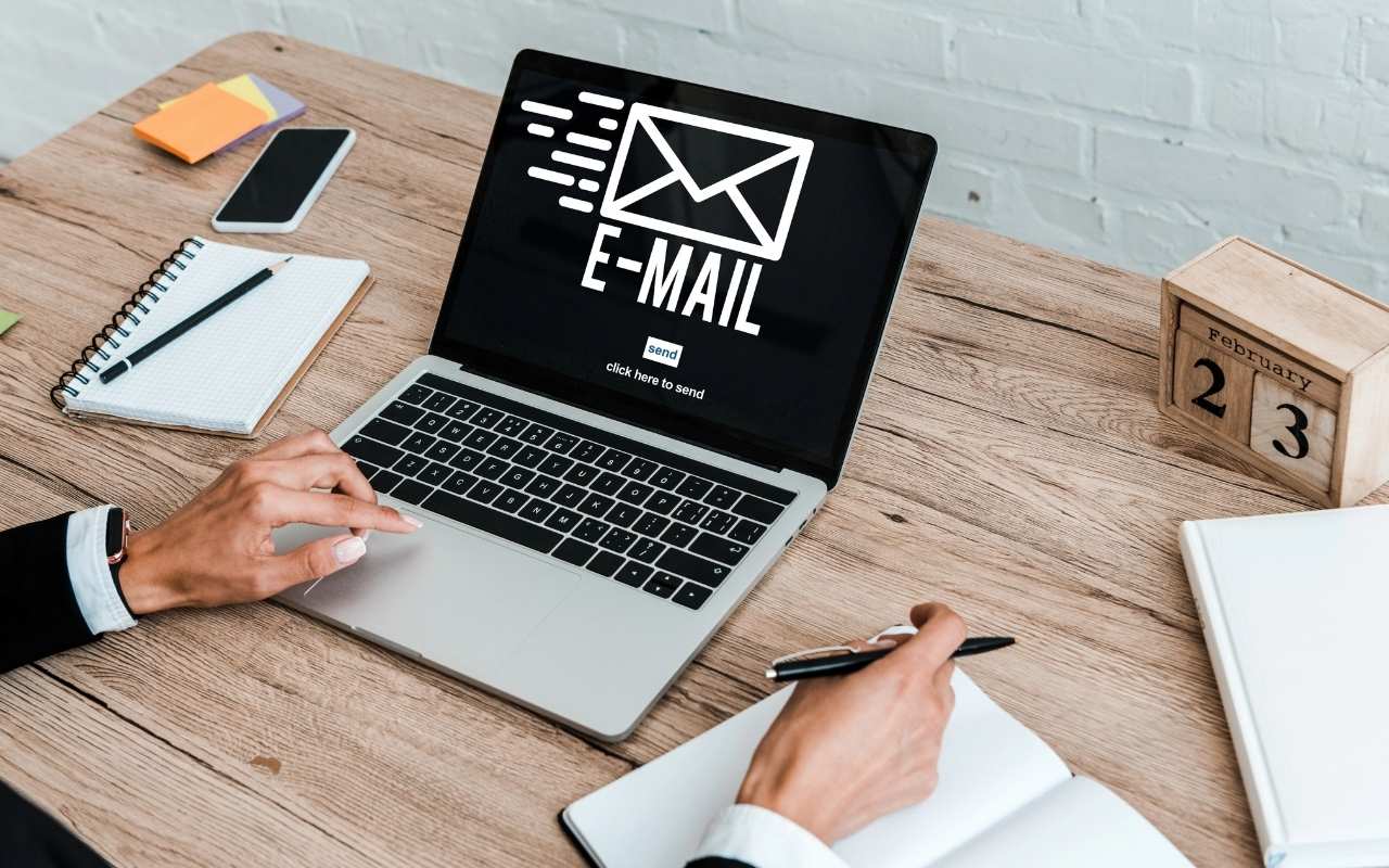 5 Ways Poorly Written Emails Will Hurt U