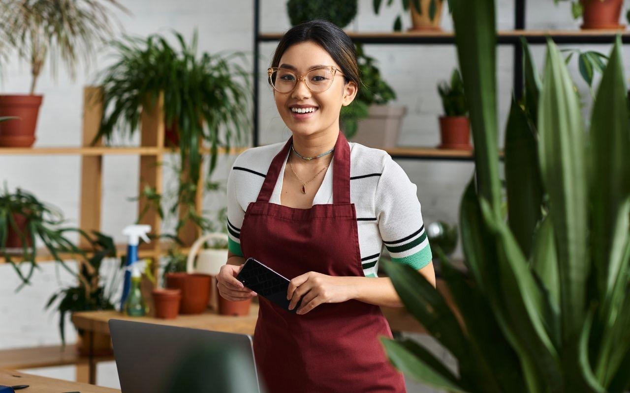 7 Sample Retail Interview Questions and Answers