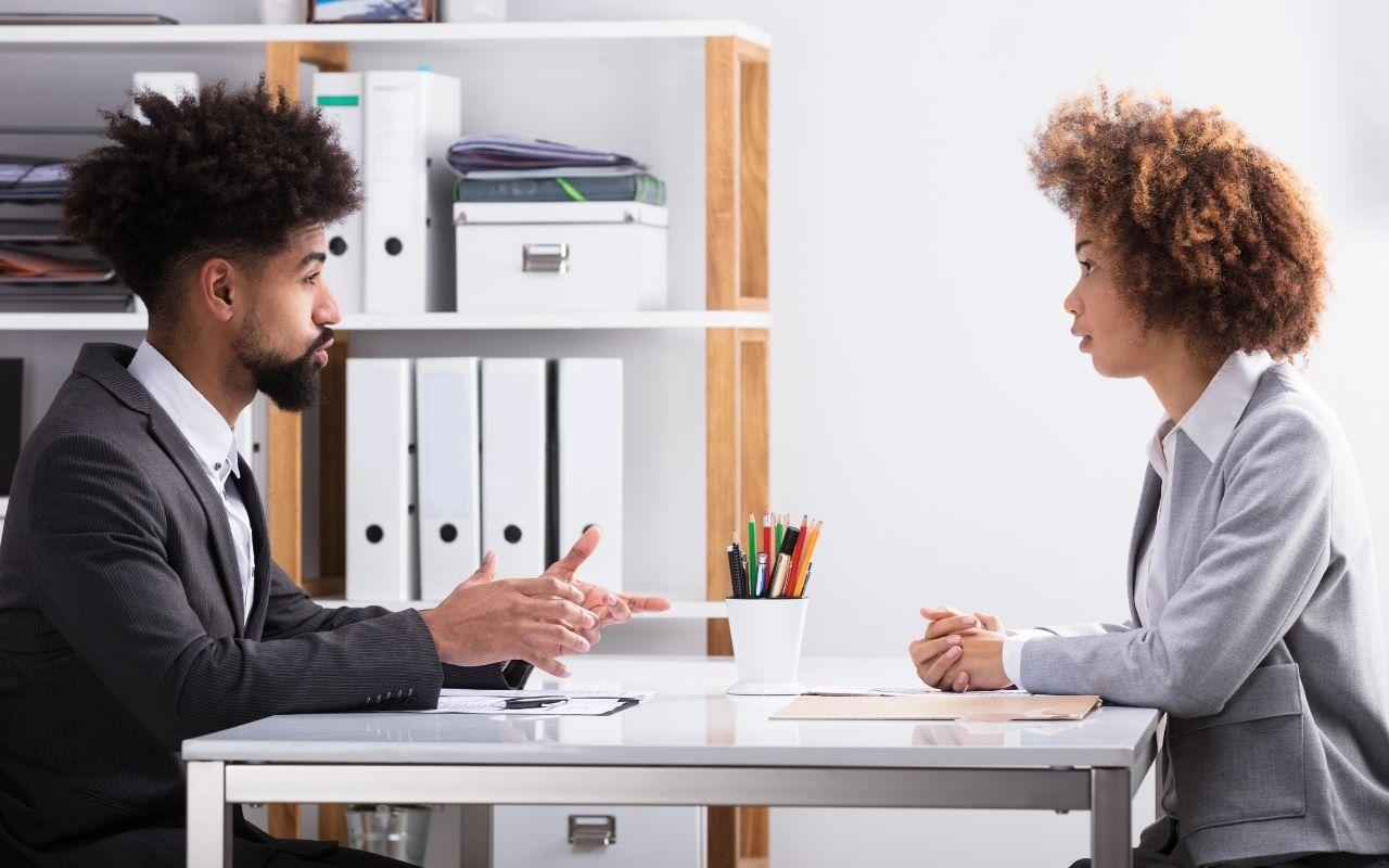 How to Answer &acirc;What Are Your Salary Expectations?&acirc; (Examples & Tips)