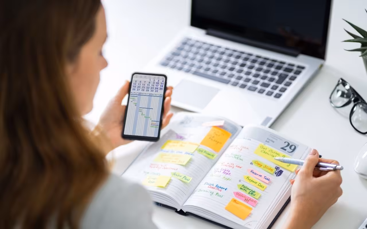 Over Half (53%) of American Workers Are &ldquo;Microshifting&rdquo; Their Workday