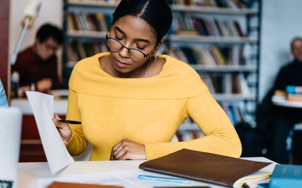 How to List Relevant Coursework on a Resume (With Examples)